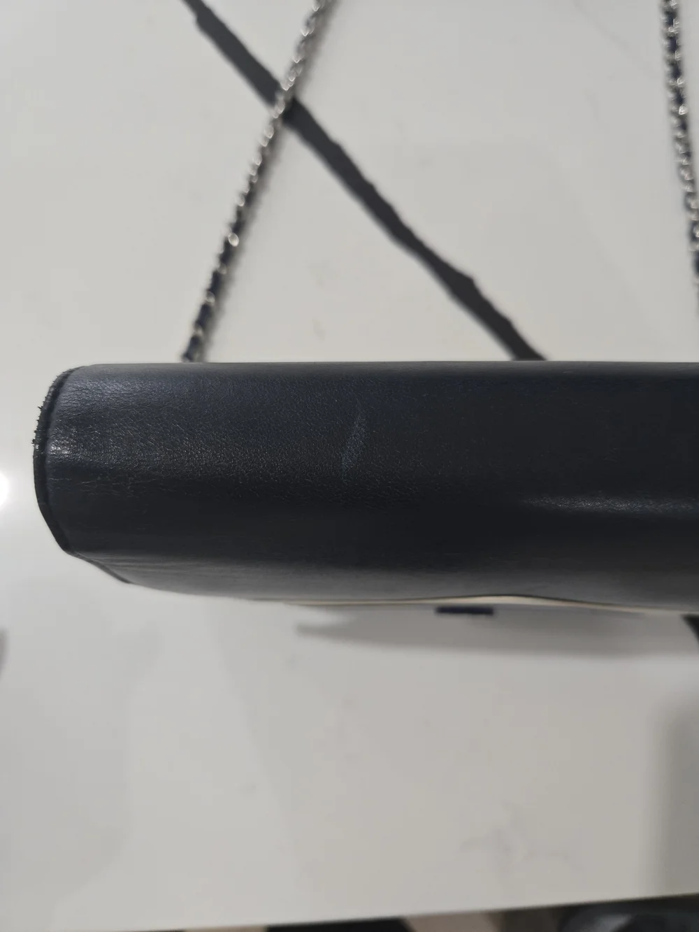 Rare Authentic Chanel Colorblock Leather Chain Shoulder Bag in Navy & Blue - Picture 3 of 10